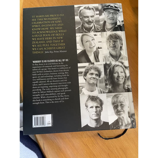 The power of us: new zealanders who dare to dream - print books biography - book - condition: used printed media