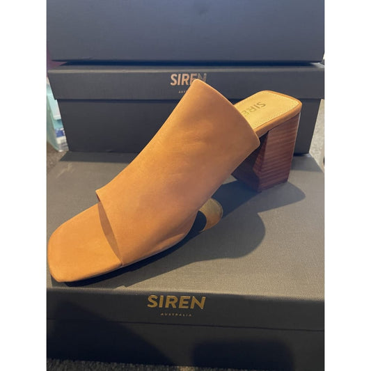 Siren kenny tan nubuck block heel slides – size 36 | rrp $229 | brand new - sandals clothing & fashion - slippers