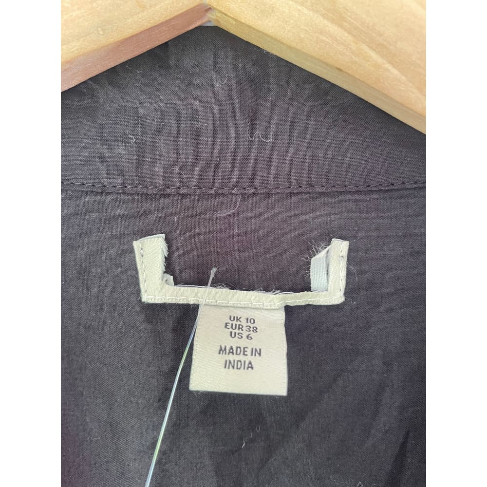 *Brand New Cut Label Branded Clothing Clearance* BRAND UNKNOWN Size 10 Lace-detail Cotton Top