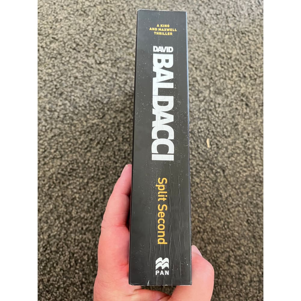 Split second by david baldacci - print books condition: used printed media
