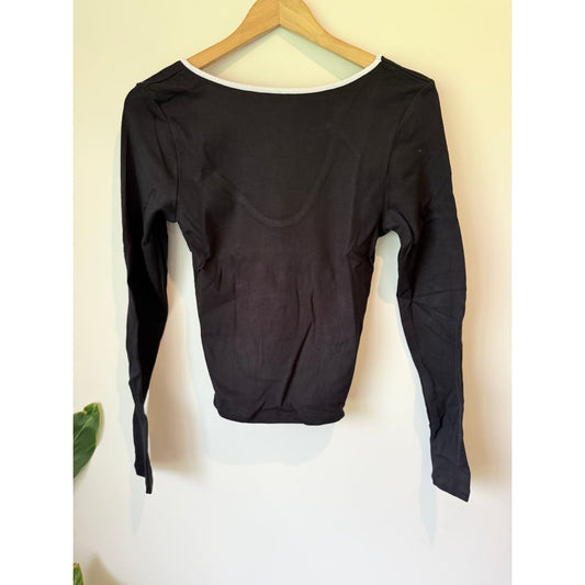 Stradivarius black long sleeve top – size l | sleek & stretchy wardrobe staple - shirts top women’s apparel