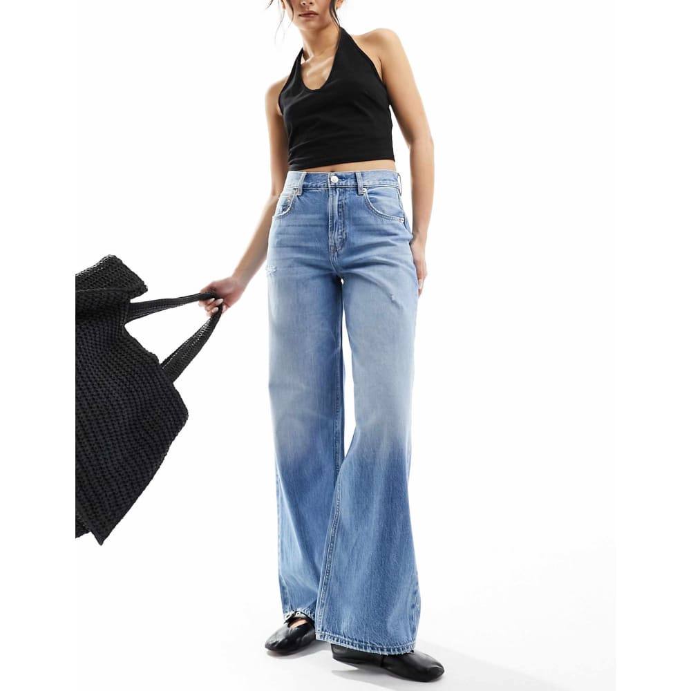 Stradivarius size 14 fluid wide leg jeans in medium blue wash - mid blue - jeans bottom womenâs apparel