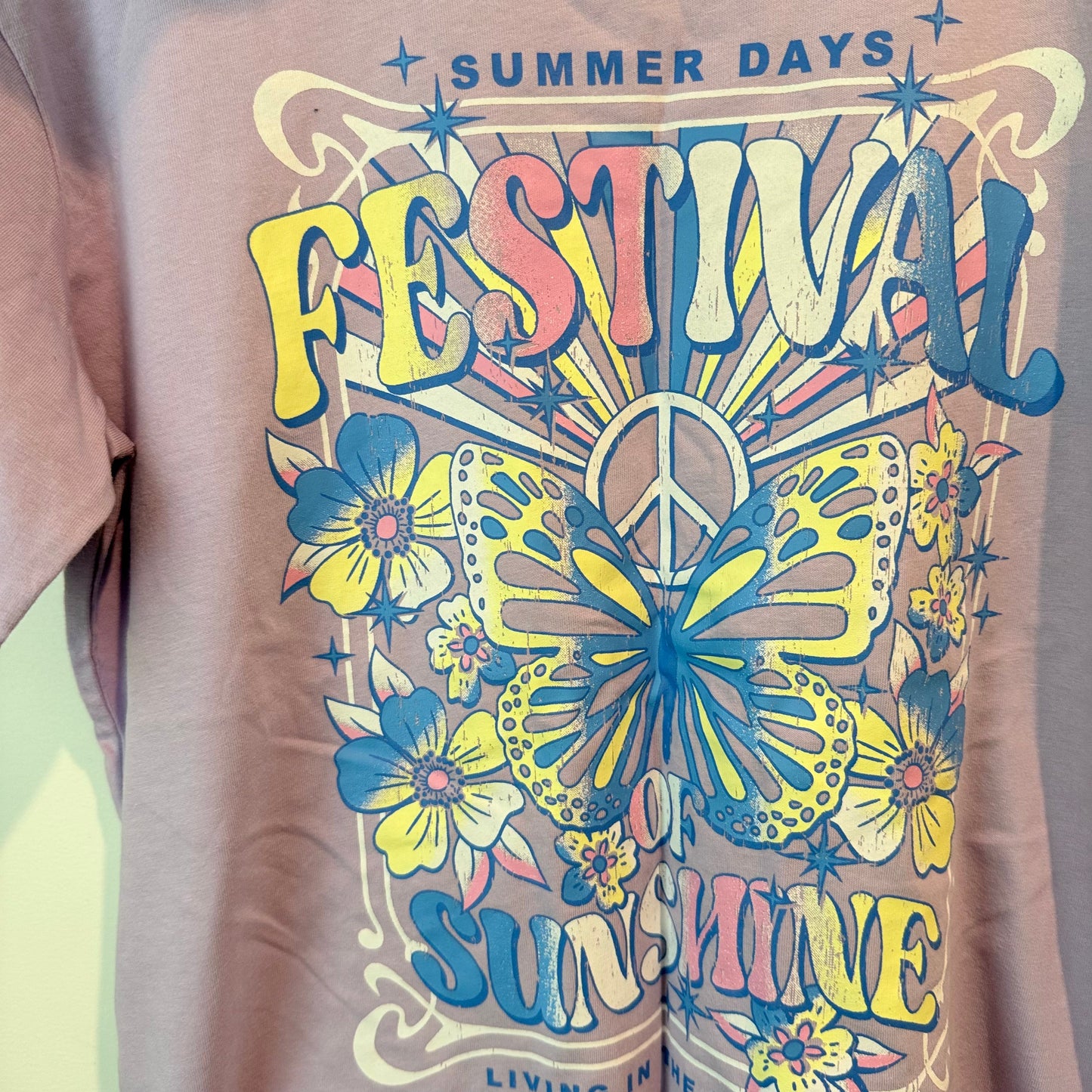 Switch girls size 12 festival oversized graphic tee rrp $24.99 - t-shirts baby clothing