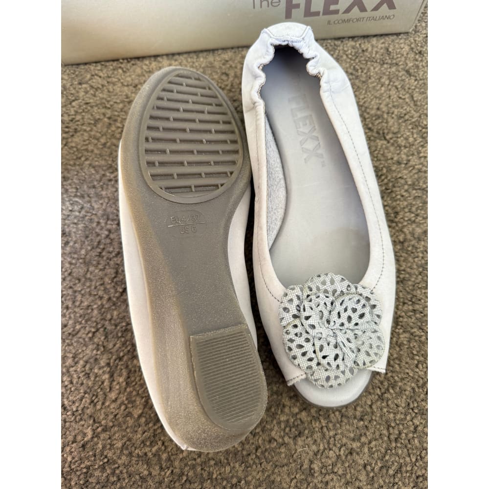 The flexx floral ballet flats – size 8 | soft leather comfort with feminine flair - flats women’s shoes