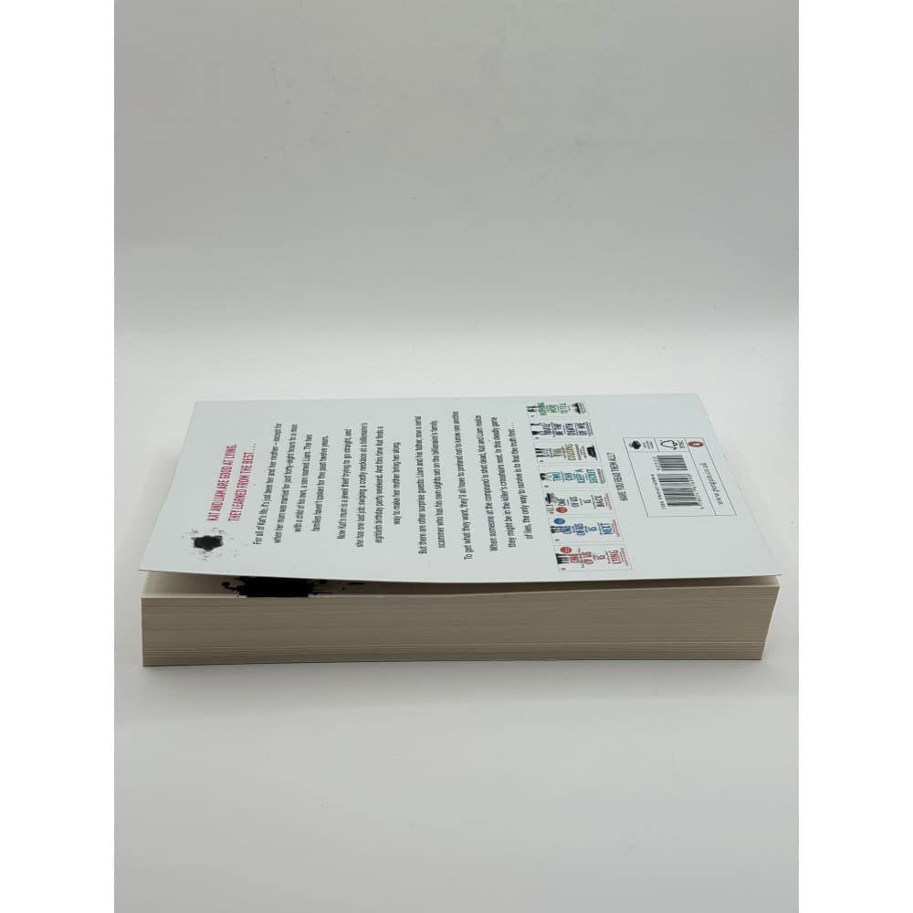 Such charming liars by karen m. Mcmanus - print books printed media