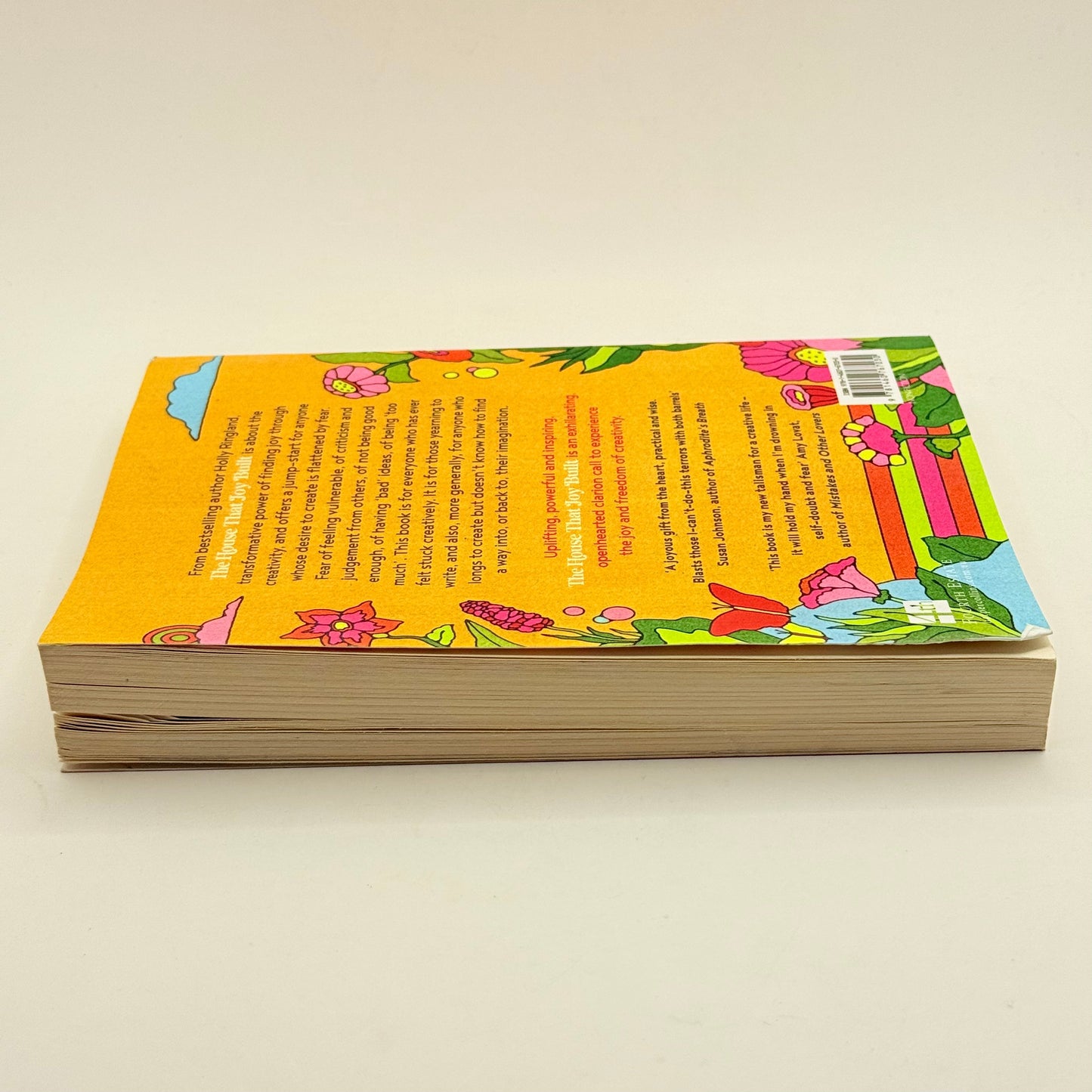 The house that joy built by holly ringland - print books condition: used