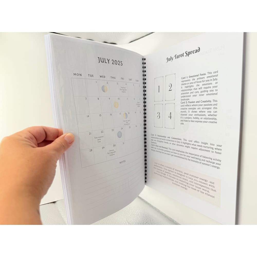 The witches planner 2025 - planners printed media