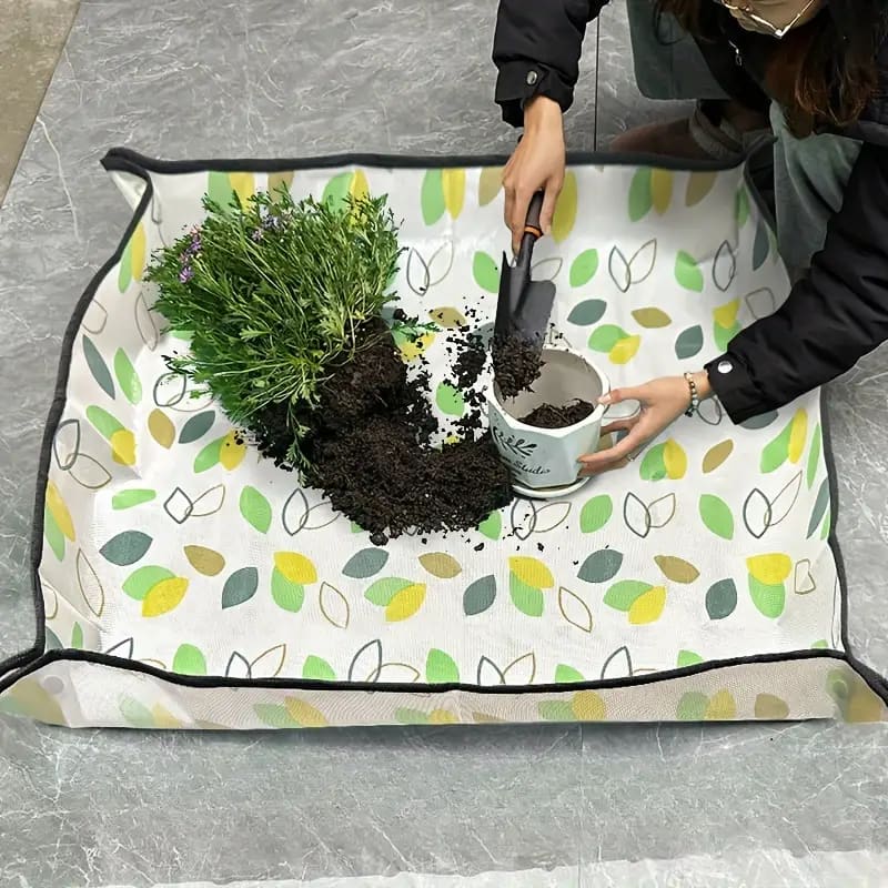 Potting mat size 50cm x 50cm - gardening accessories home&living materials