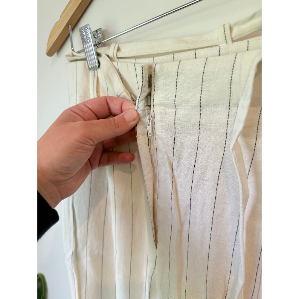 Topshop size 8 co-ord stripe linen blend trousers – cream with subtle mark - trousers bottom women’s apparel