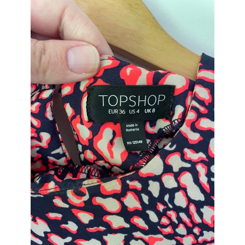 Topshop size 8 dress - dresses clothing & fashion - condition: used - dresses - short sleeve - top women’s apparel