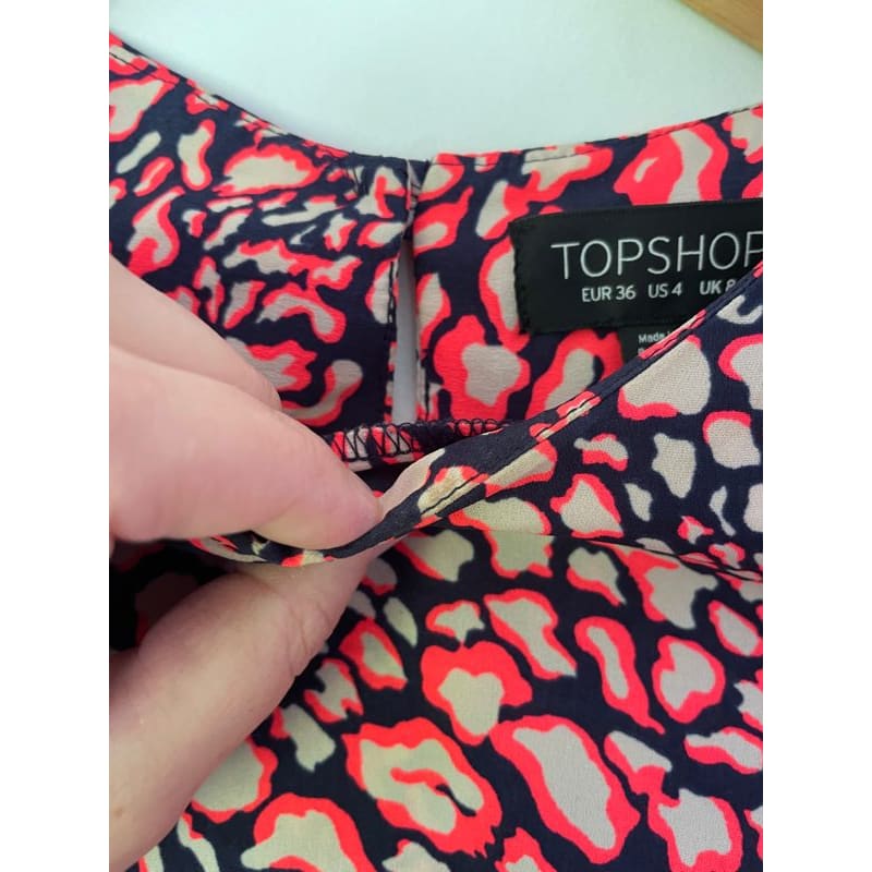 Topshop size 8 dress - dresses clothing & fashion - condition: used - dresses - short sleeve - top women’s apparel