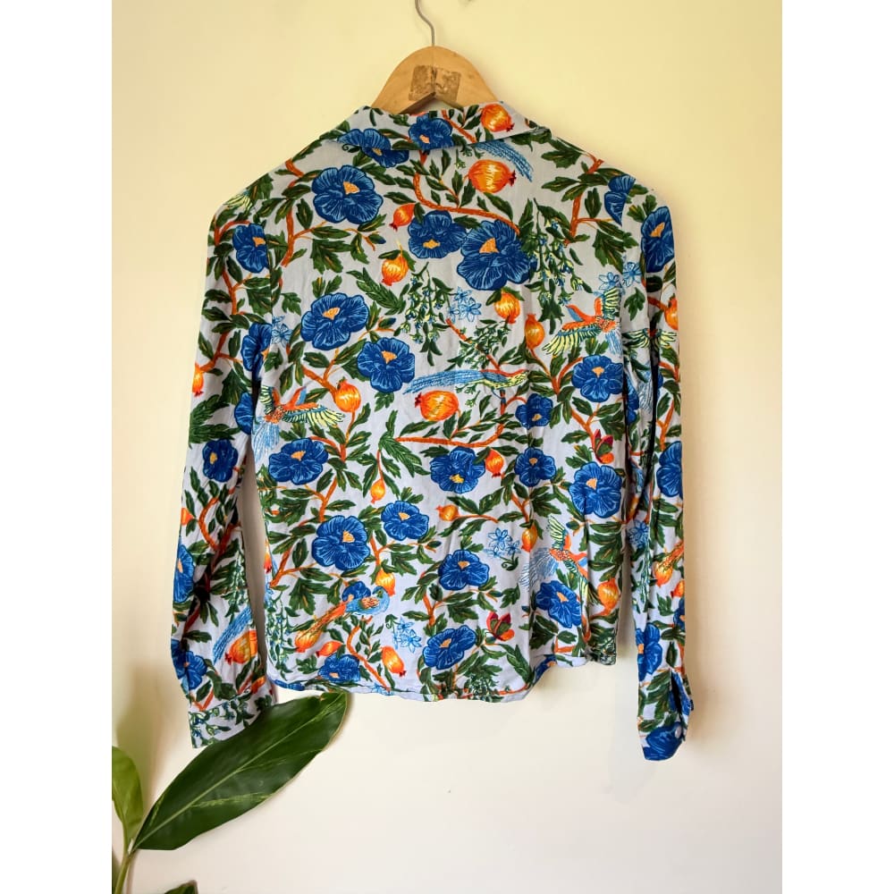 Monkl size xs floral print button-up long sleeve shirt - pinback buttons condition: used - top women’s apparel