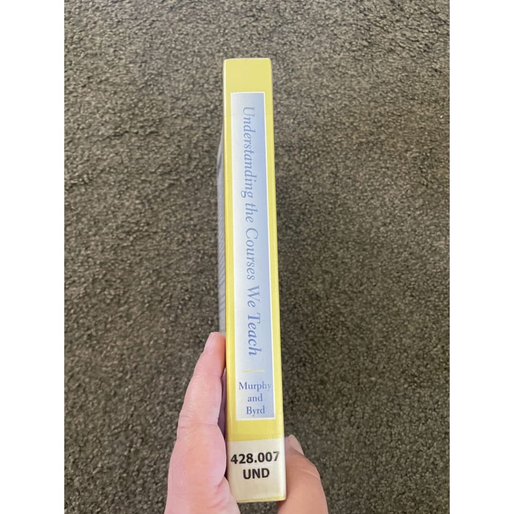 Understanding the courses we teach: local perspectives on english language - print books book - condition: used