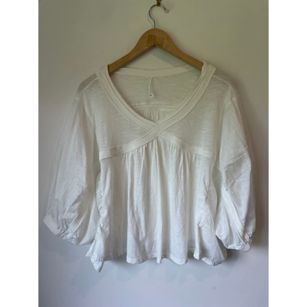 Urban outfitters size s – brand new cut label - sweaters blouse - bnew label cut branded clothing - clothing & fashion