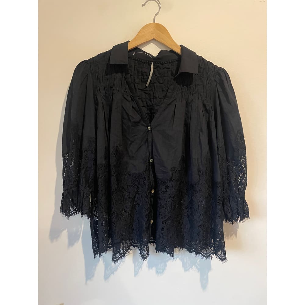 Brand new urbn uk cut label branded clothing – size s | excellent condition - lace blouse - made with cotton