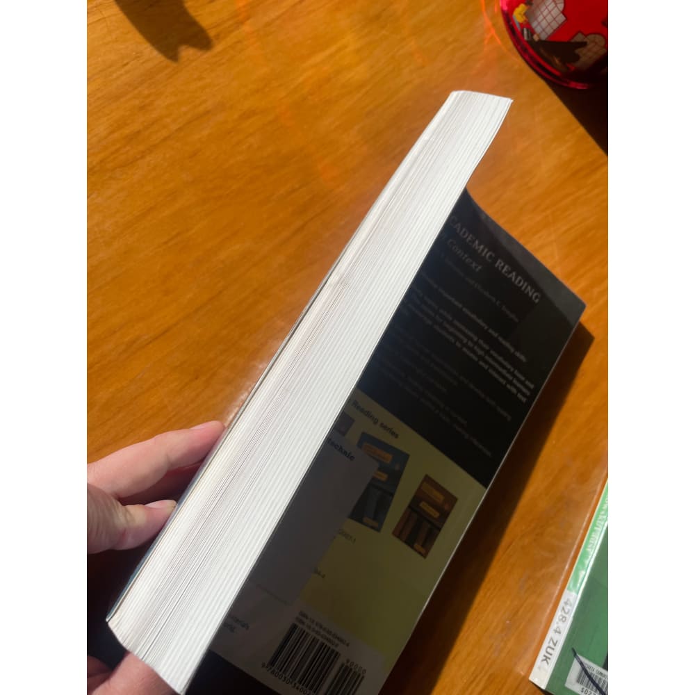 Steps to academic reading - in context - 3rd edition - print books book - condition: used - education printed media