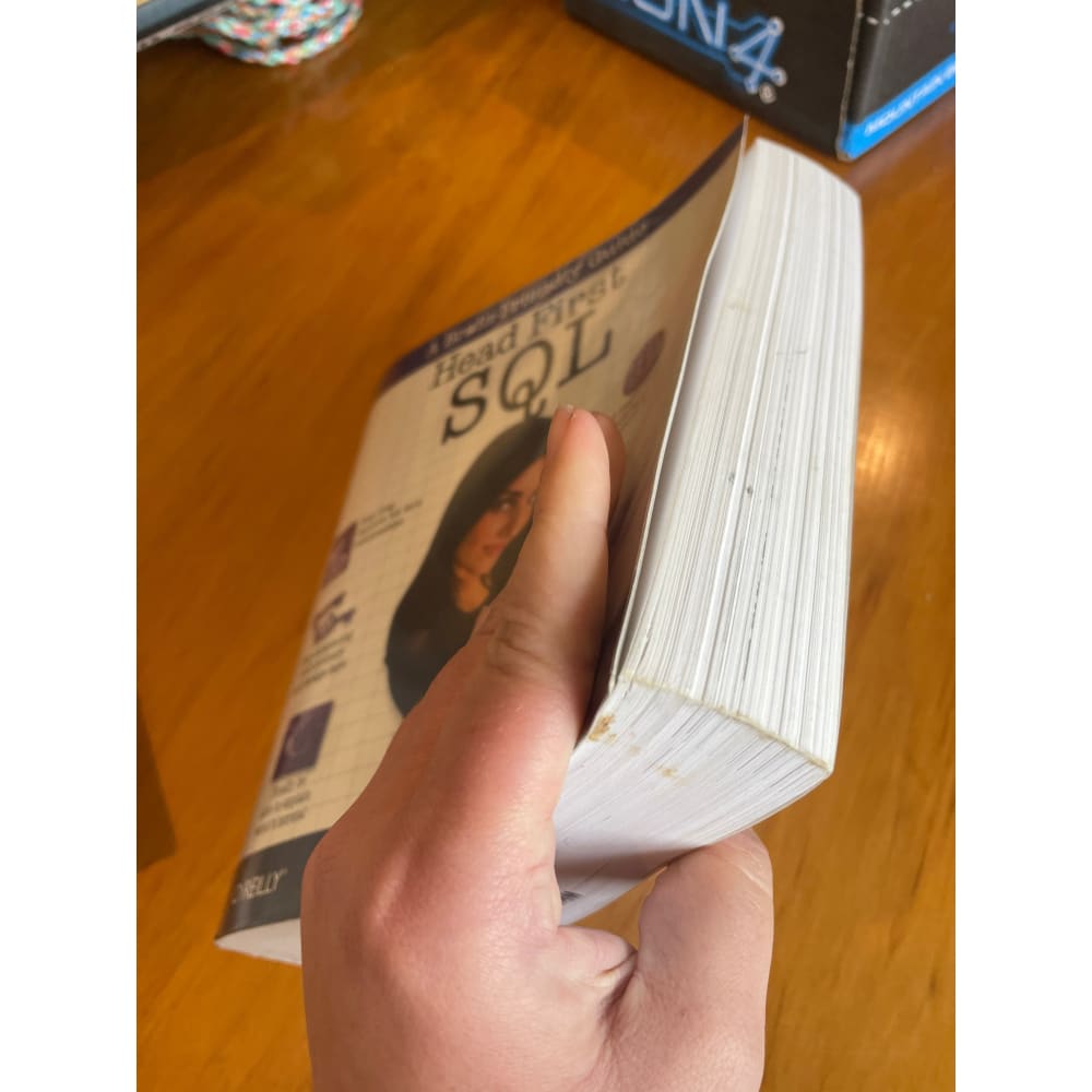 Head first sql - print books academic - book - condition: used printed media