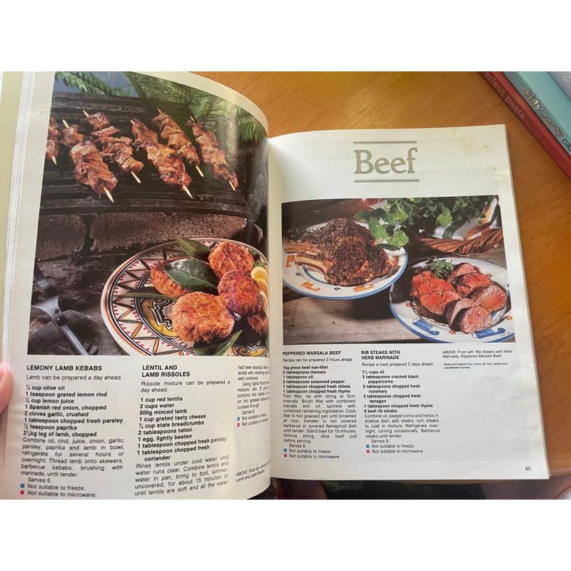 Aww the great barbecue cookbook - print books book - condition: used - cookbook printed media