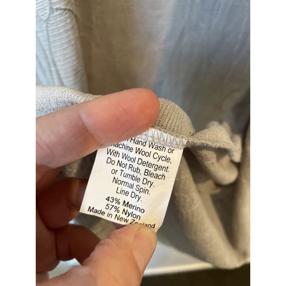 Velocity (nz) size 10 merino / viscose blend drape front cardi - cardigans cardigan - clothing & fashion - long sleeve