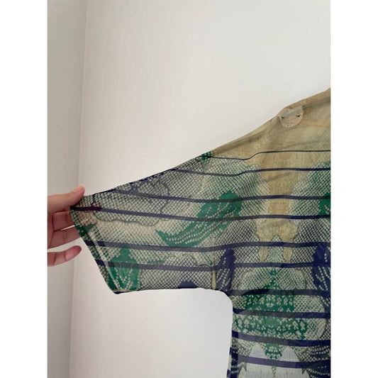 Verge size s “squire top” - blouses clothing & fashion - condition: used - tee - top women’s apparel