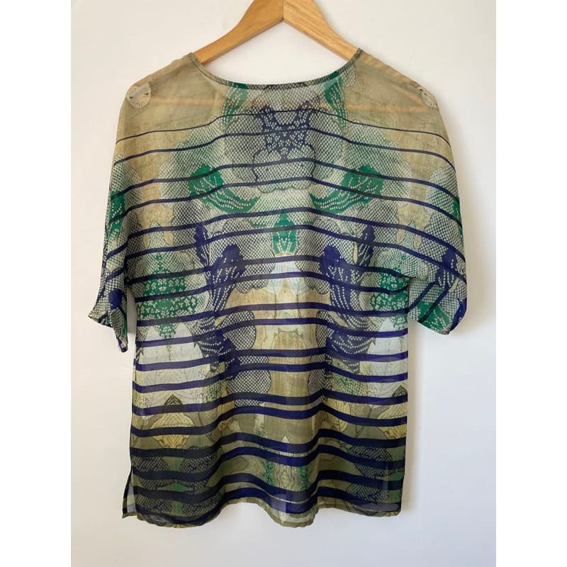Verge size s “squire top” - blouses clothing & fashion - condition: used - tee - top women’s apparel