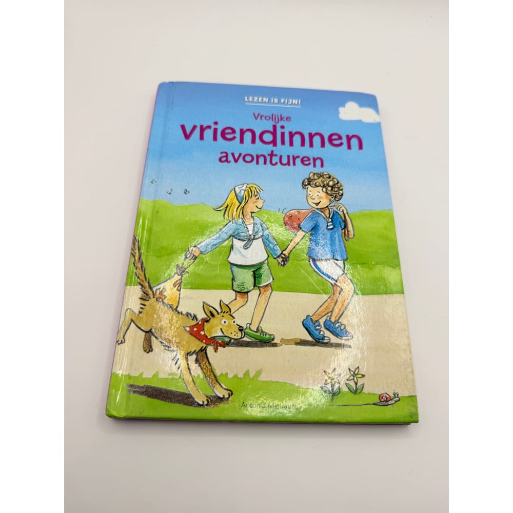 Vrolijke vriendinnen avonturen by antonia michaelis (dutch children’s book) - print books condition: used printed media