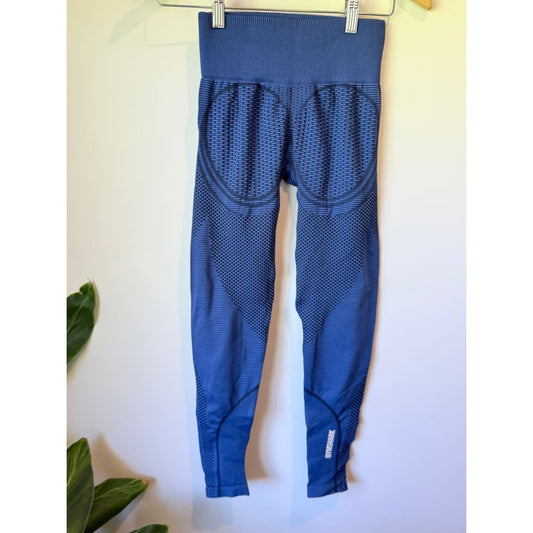 Gymshark size s pastel blue sport seamless leggings - activewear pants bottom women’s apparel