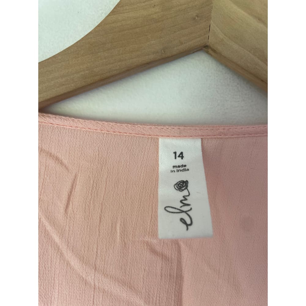Elm size 14 v-neck viscose top - tank tops condition: used - top women’s apparel