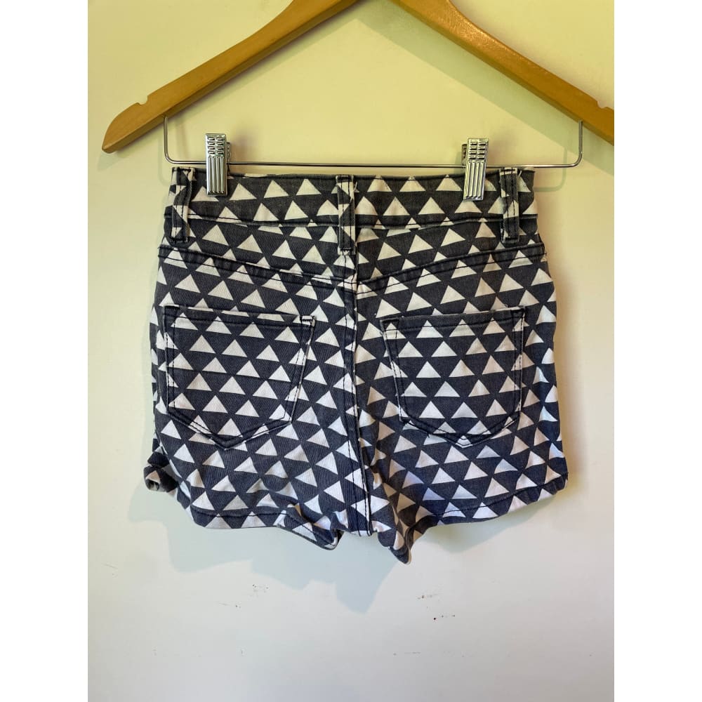 Junk food geometric print denim shorts size xs - denim shorts bottom - clothing & fashion - condition: used - shorts