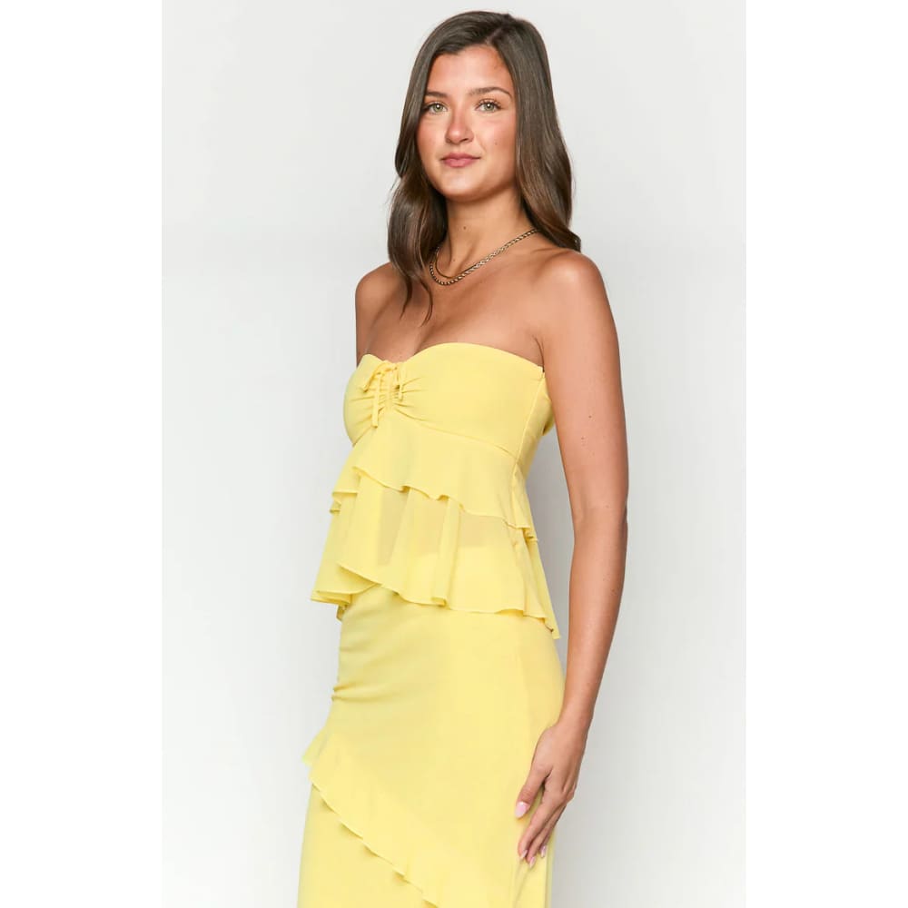 Beginning boutique size 8 raleigh yellow ruffle strapless top - dresses top women’s apparel