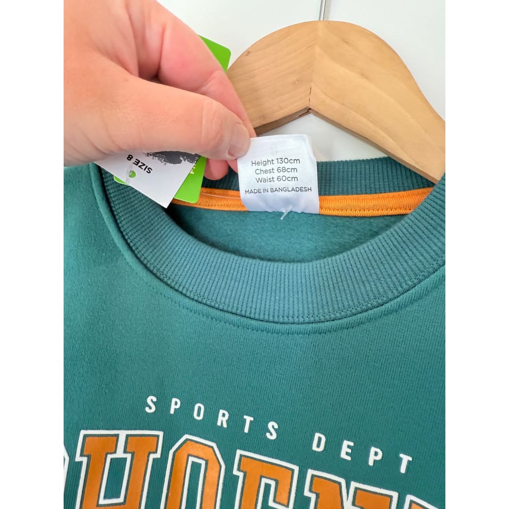 Yo young original size 8 green sweatshirt – comfy & casual layer for everyday wear - sweatshirts top women’s apparel