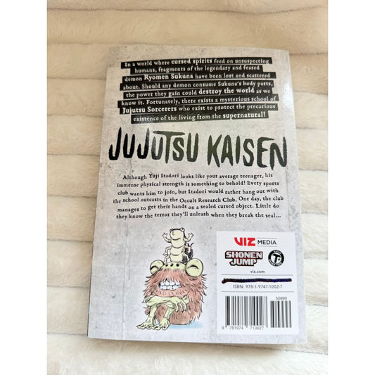 Jujutsu kaisen 1 by gege akutami - books printed media