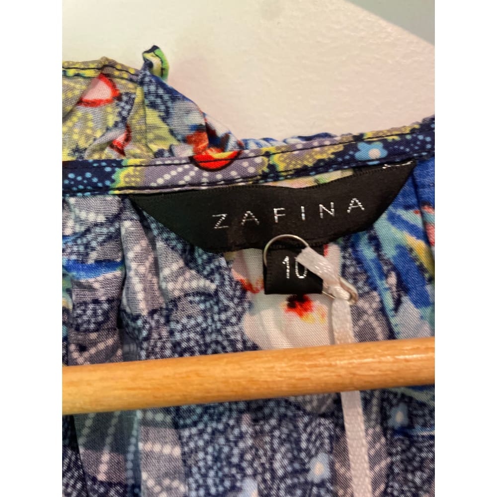 Zafina size 10 floral top - clothing tops blouse - clothing & fashion - designer clearance - top women’s apparel