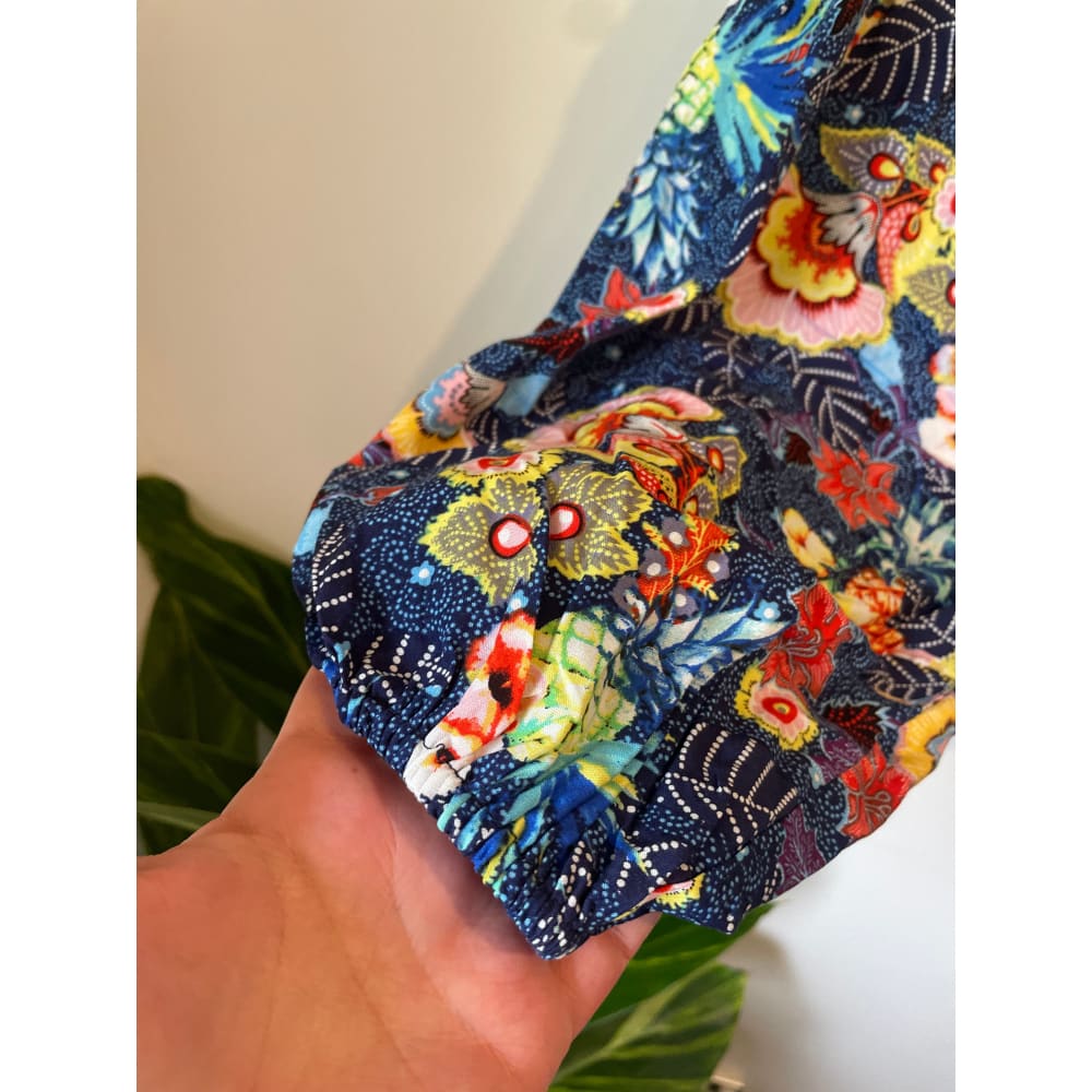 Zafina size 10 floral top - clothing tops blouse - clothing & fashion - designer clearance - top women’s apparel