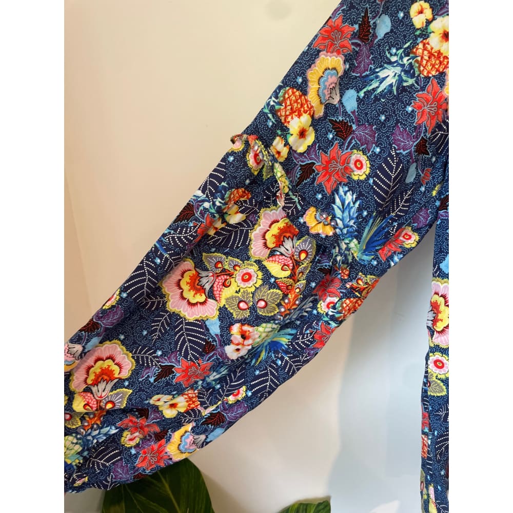 Zafina size 10 floral top - clothing tops blouse - clothing & fashion - designer clearance - top women’s apparel