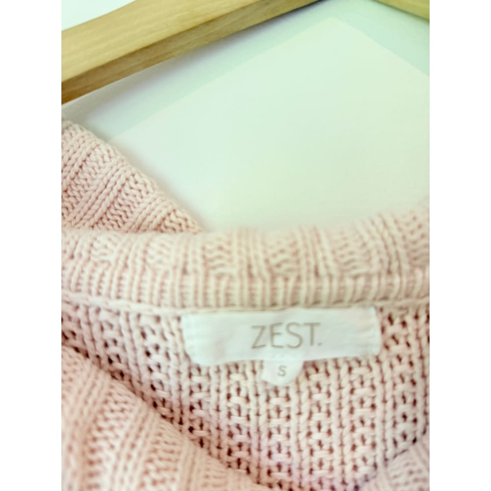 Zest pale pink cable knit cowl neck sweater – size s | cosy relaxed fit - sweaters condition: used - top women’s apparel