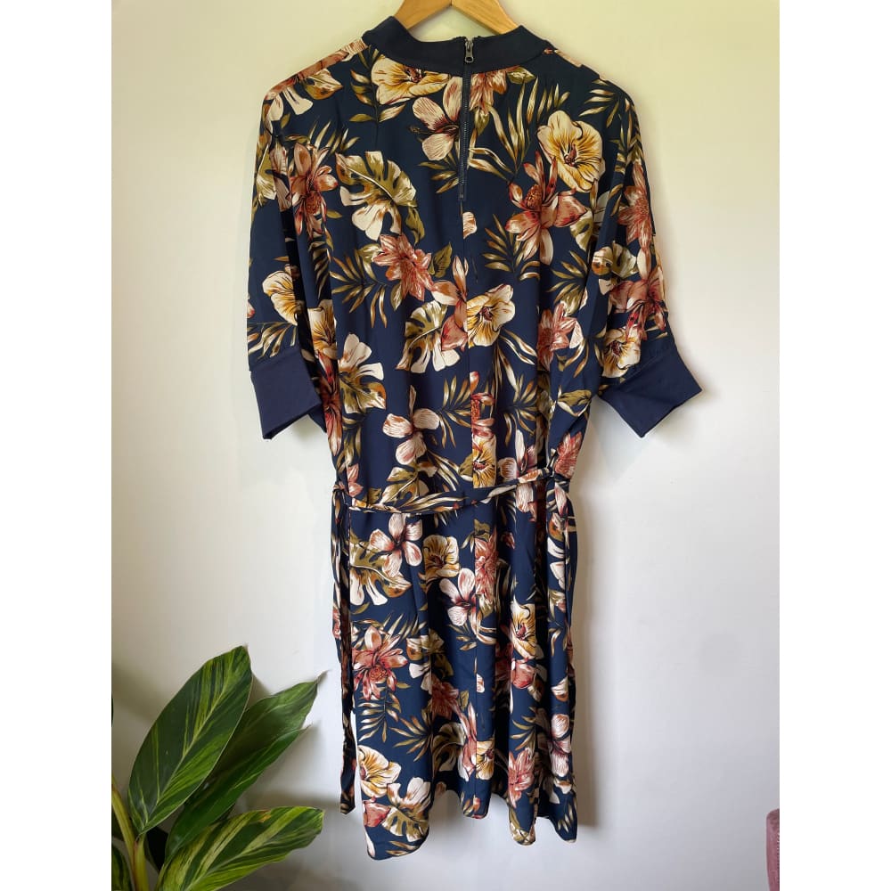 Et alia zoe dress in ana print – size xs - dresses clothing & fashion - designer clearance - dresses women’s apparel