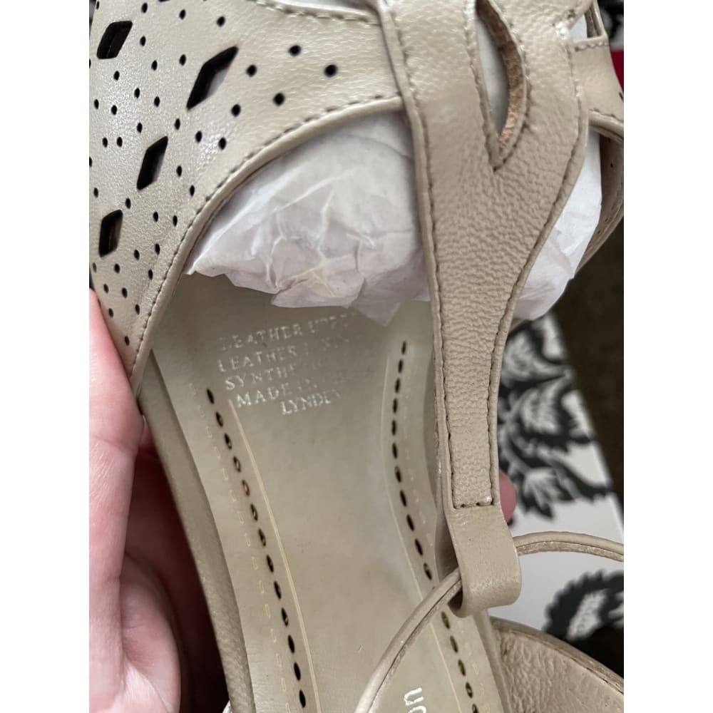 Zola collection size 39 leather heels - heels clothing & fashion - heels womenās shoes