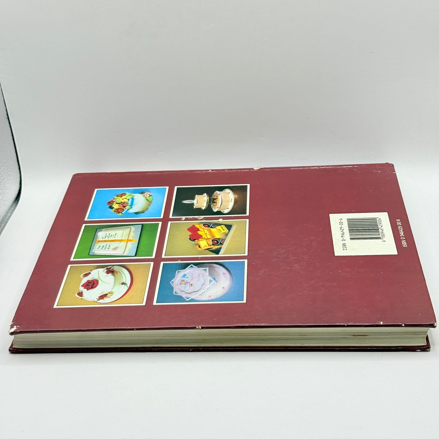 (Vintage) 101 Cake Designs by Mary Ford