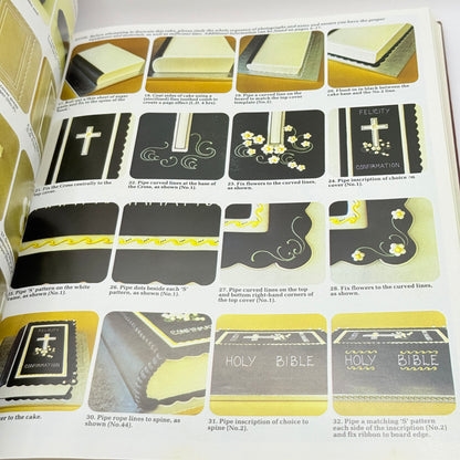 (Vintage) 101 Cake Designs by Mary Ford