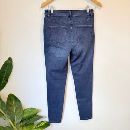 Witchery Size 9 Skinny Leg Jeans