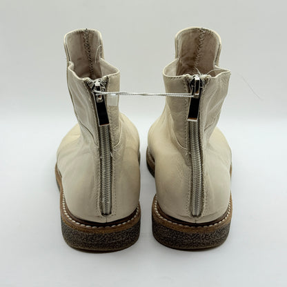 2 Baia Vista 'Ofra' Leather Boots – Size 37