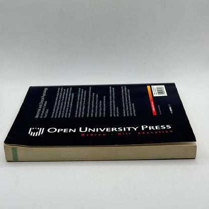 Abnormal and Clinical Psychology: An Introductory Textbook by Paul Bennett