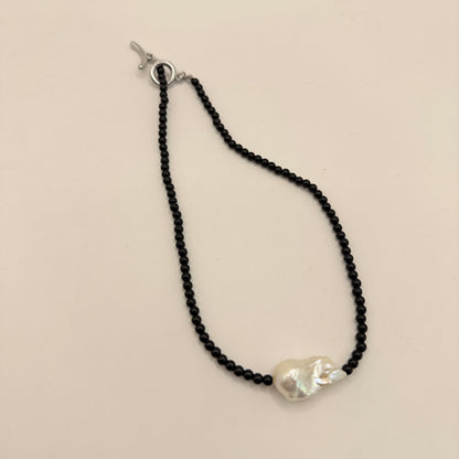 Black Beaded Necklace with Baroque Pearl Pendant