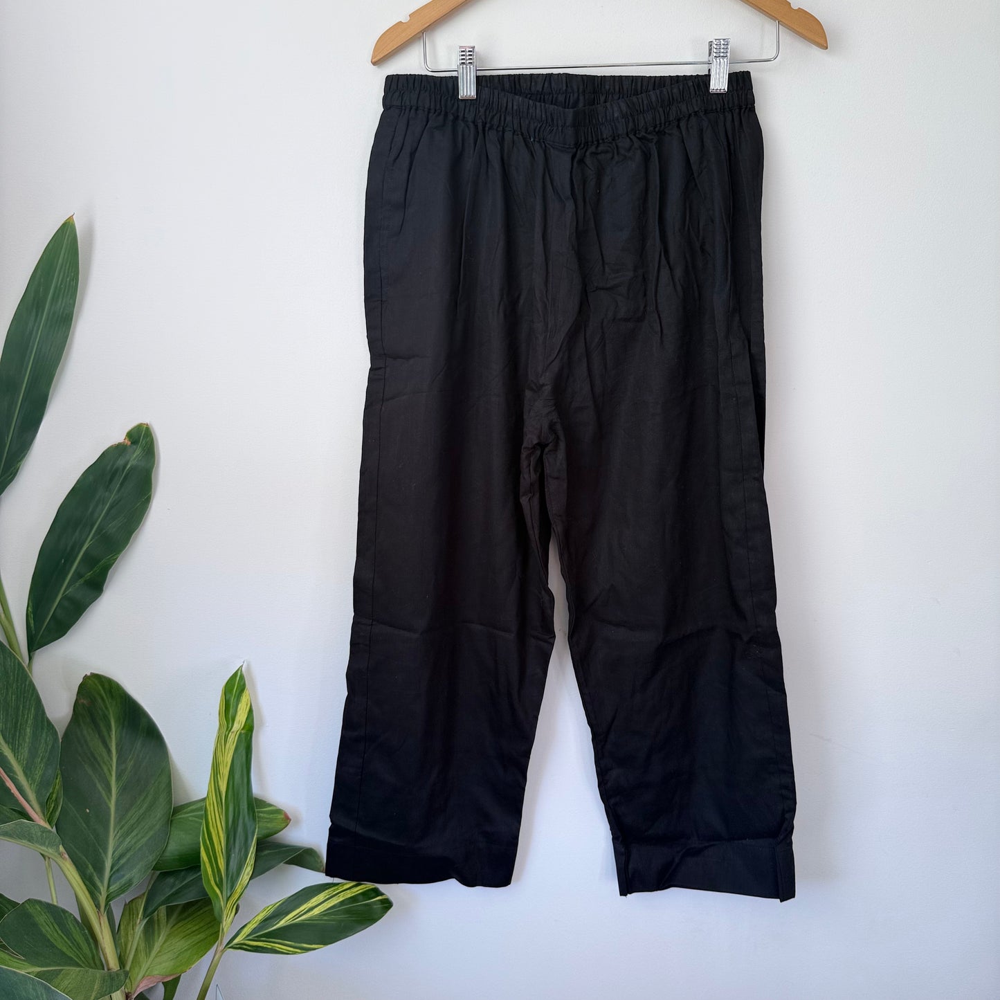 3-Piece Black & White Beaded Tunic & Trouser Salwar Kameez Set, 36cm Waist