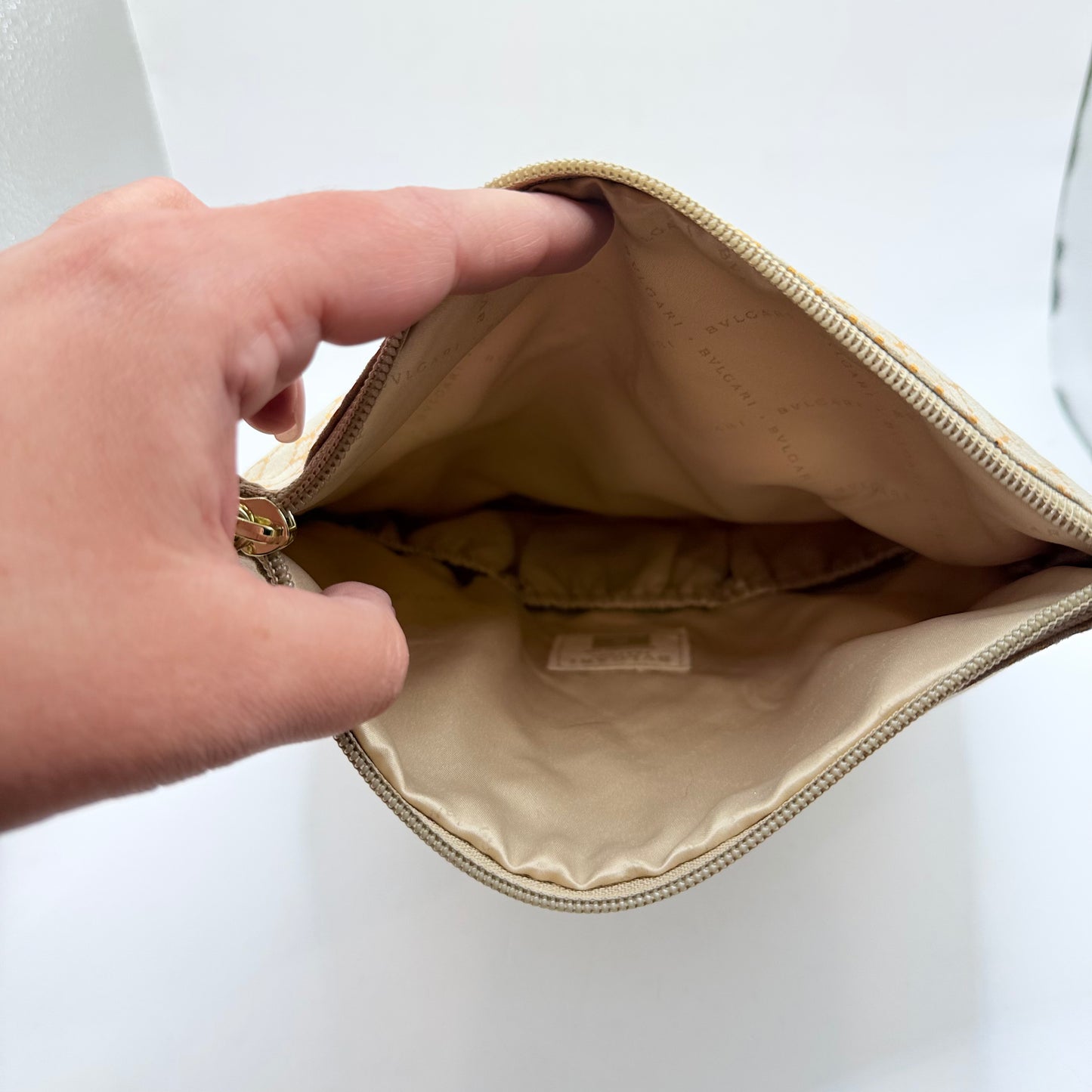 Bvlgari Parfums Emirates Foldover Clutch Pouch Cream & Gold