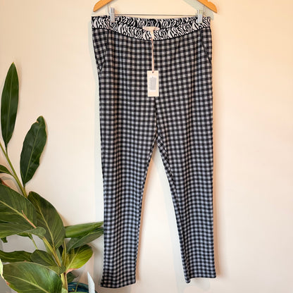 Classified with love gingham & zebra leggings - 2xl - leggings bottom - original photo - what’s new women’s apparel