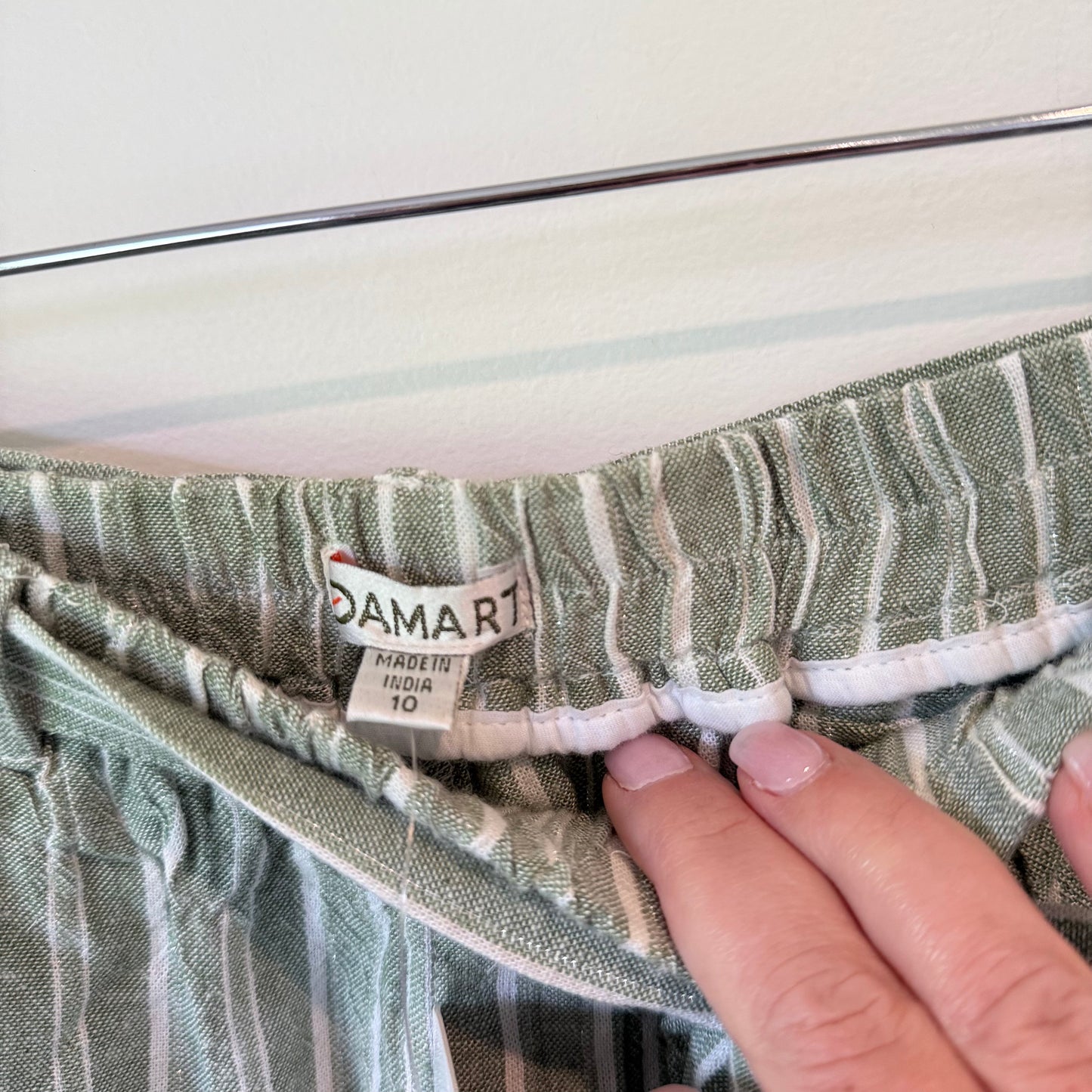 Damart Linen Mix Capris Olive Stripe Size 10