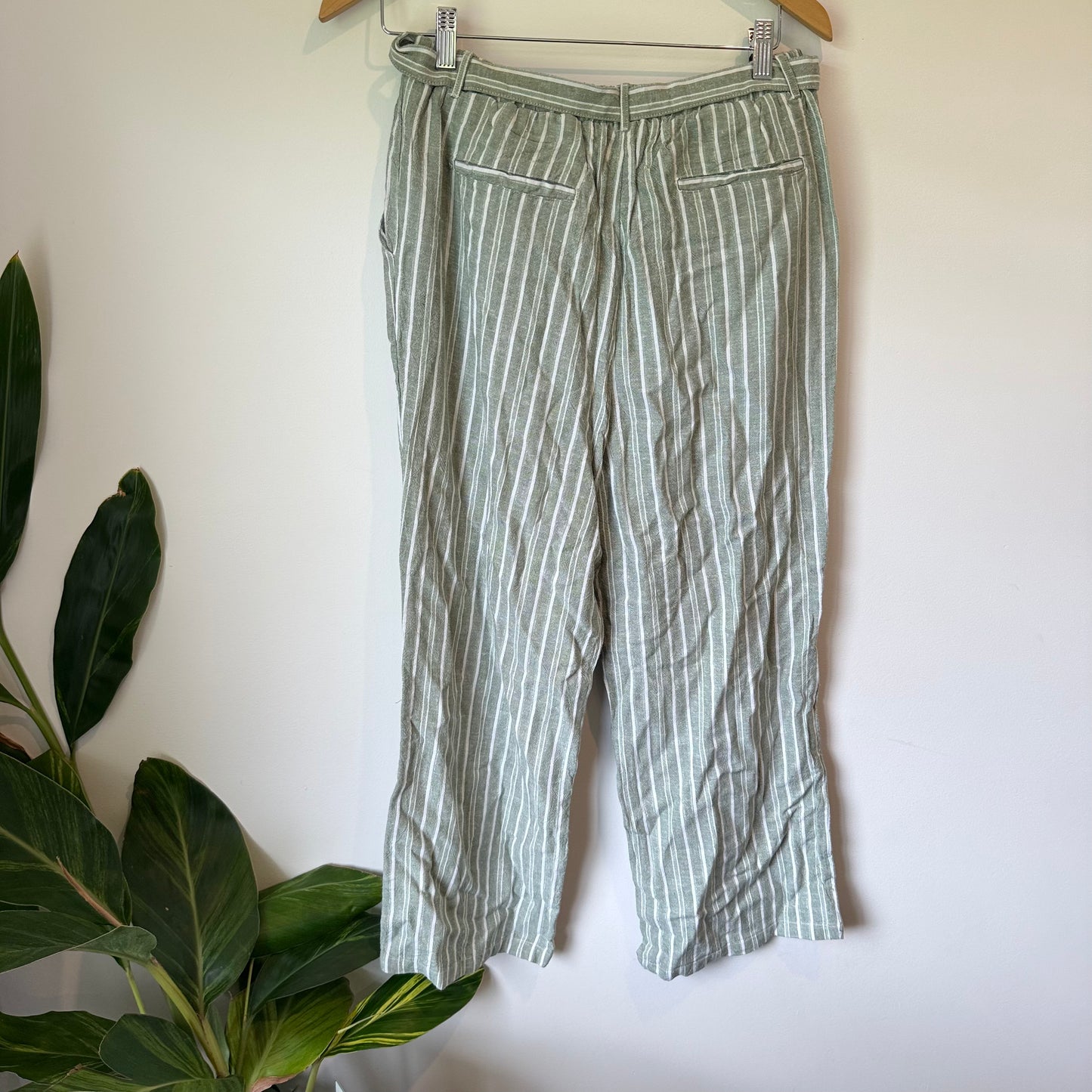Damart Linen Mix Capris Olive Stripe Size 10