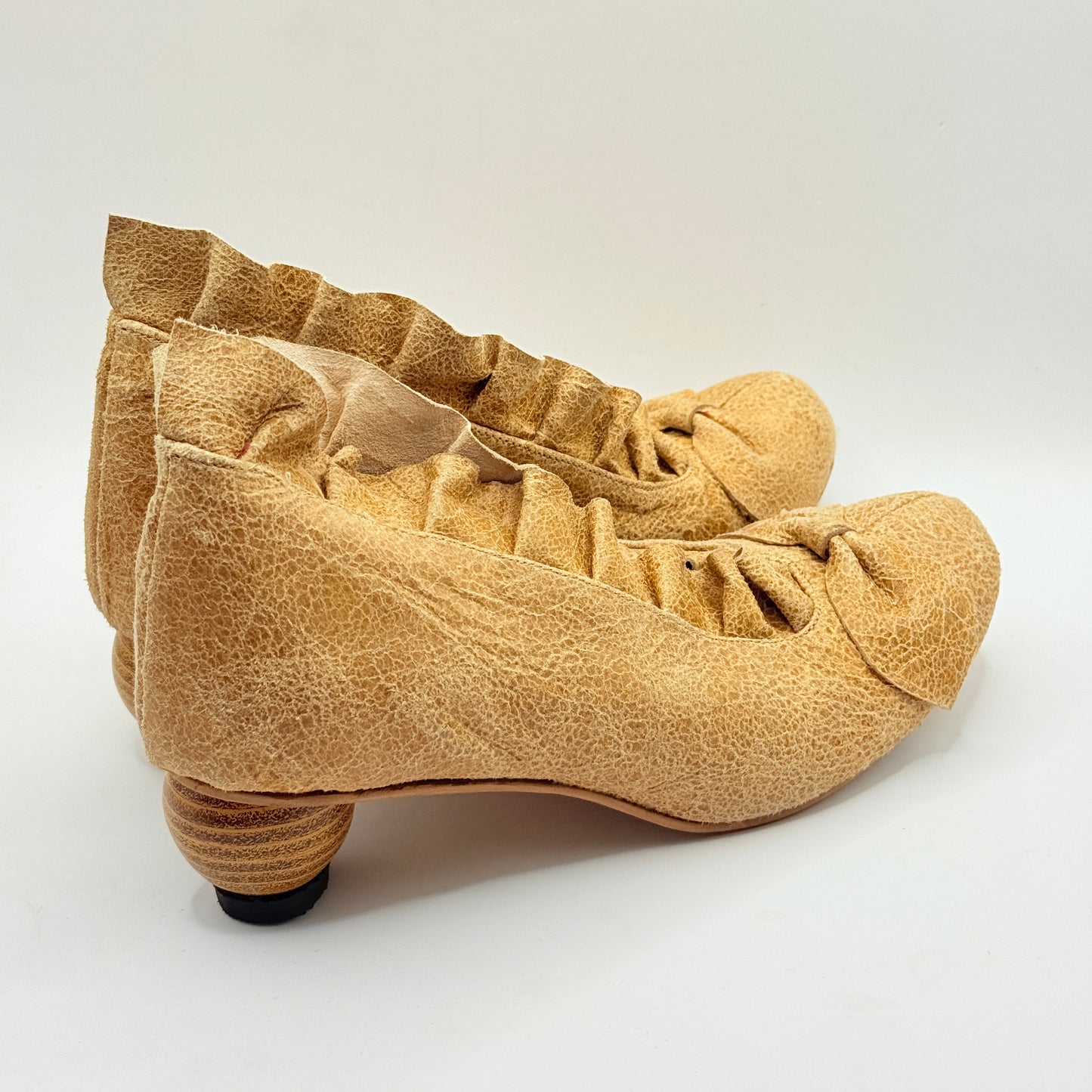 Des Sert Ruffled Leather Sculptural Heels - 24cm Sole